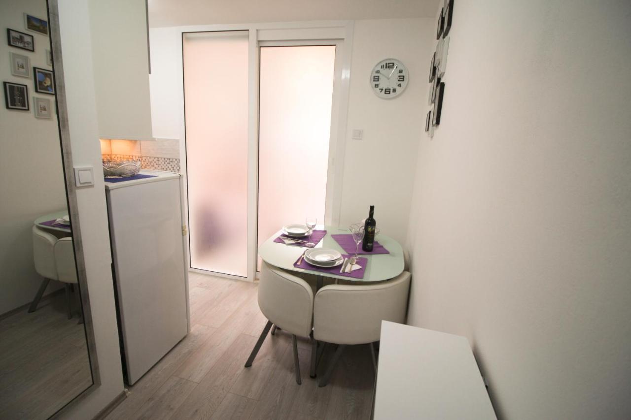 Studio Apartman Ana Split Eksteriør bilde